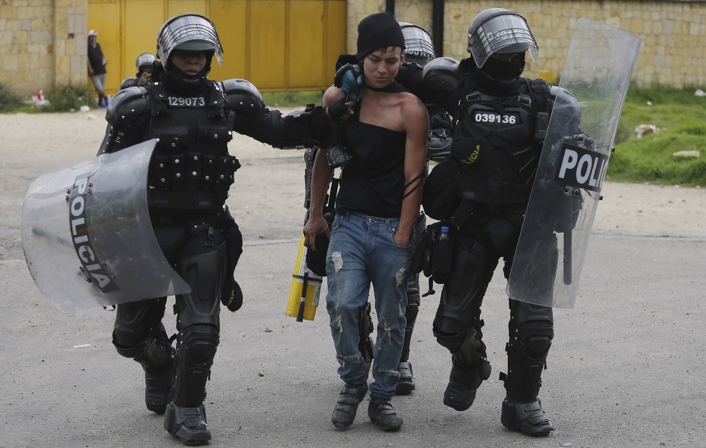 Corruption Scandal Threatens Colombia's New Pension Law Corruption Scandal Threatens Colombia's New Pension Law
