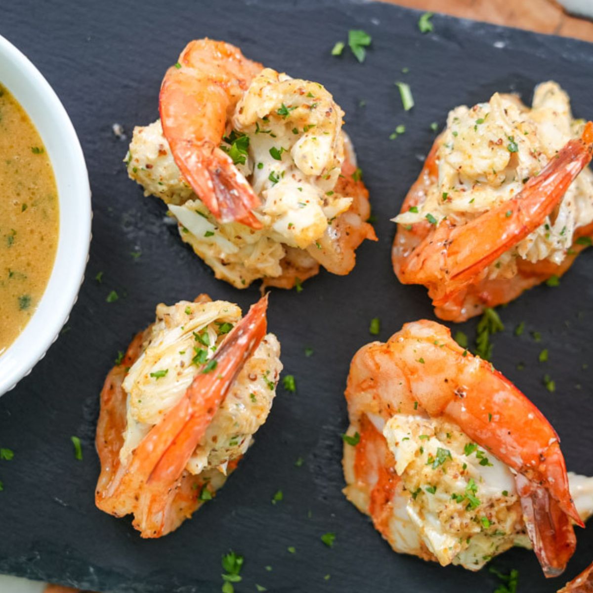Crab Stuffed Shrimp In Lobster Sauce: Ingredients And Instructions Crab Stuffed Shrimp In Lobster Sauce: Ingredients And Instructions