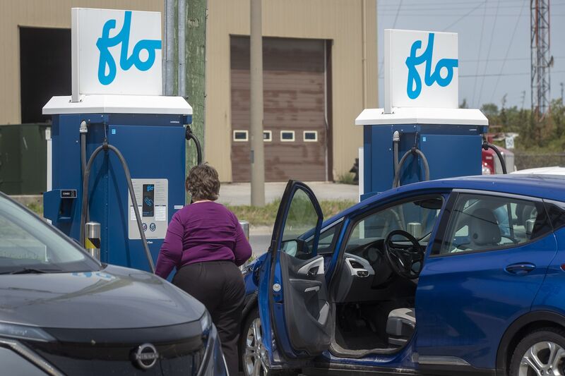 Dealers Double Down: Fighting Back Against EV Sales Mandates Dealers Double Down: Fighting Back Against EV Sales Mandates