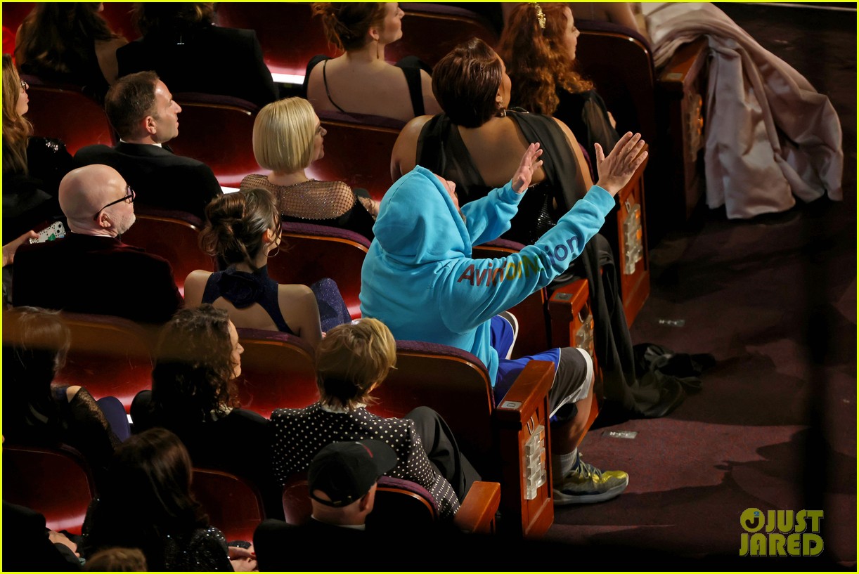 Decoding Adam Sandler's Oscars 2025 Cameo: Outfit, Humor, And Chalamet Interaction Decoding Adam Sandler's Oscars 2025 Cameo: Outfit, Humor, And Chalamet Interaction