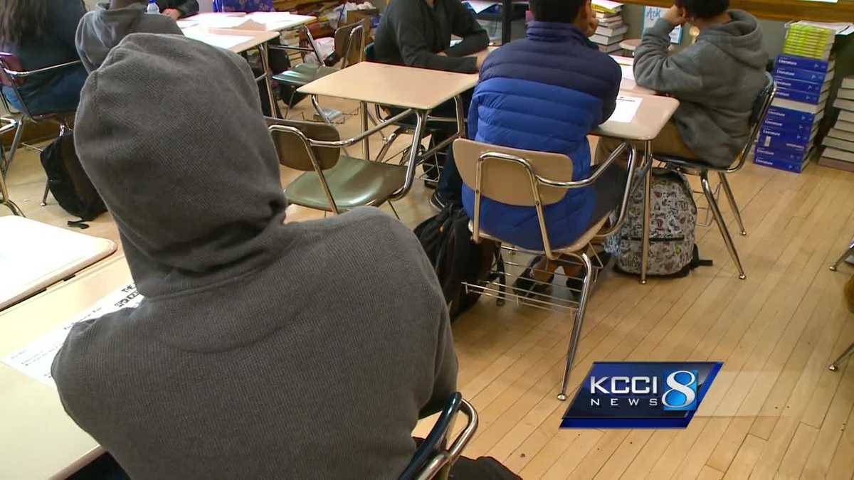 Des Moines School District Halts Central Campus Agriscience Program Temporarily