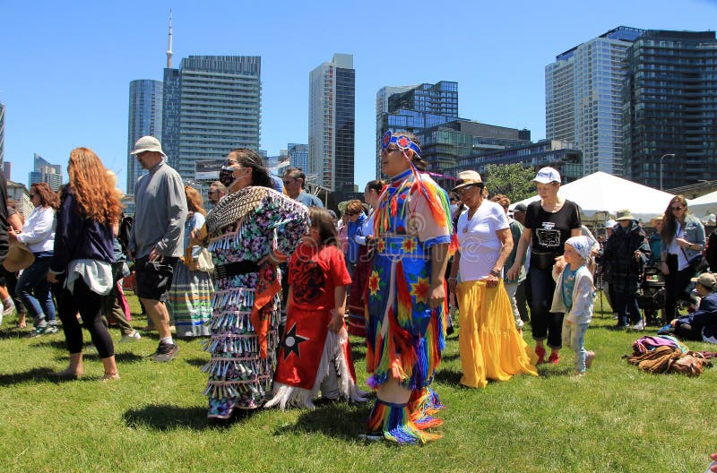 Difficult Economy Threatens Popular Indigenous Arts Festival Difficult Economy Threatens Popular Indigenous Arts Festival