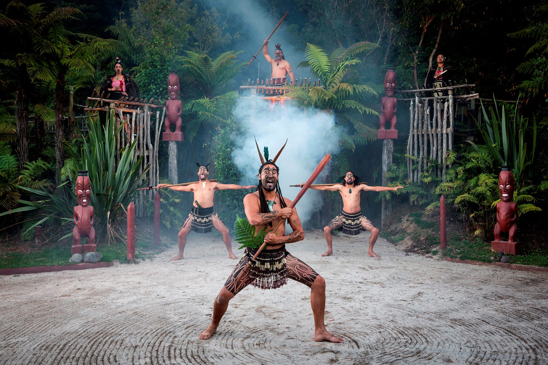 Discover Rotorua: New Zealand's Thriving Cultural Center Discover Rotorua: New Zealand's Thriving Cultural Center