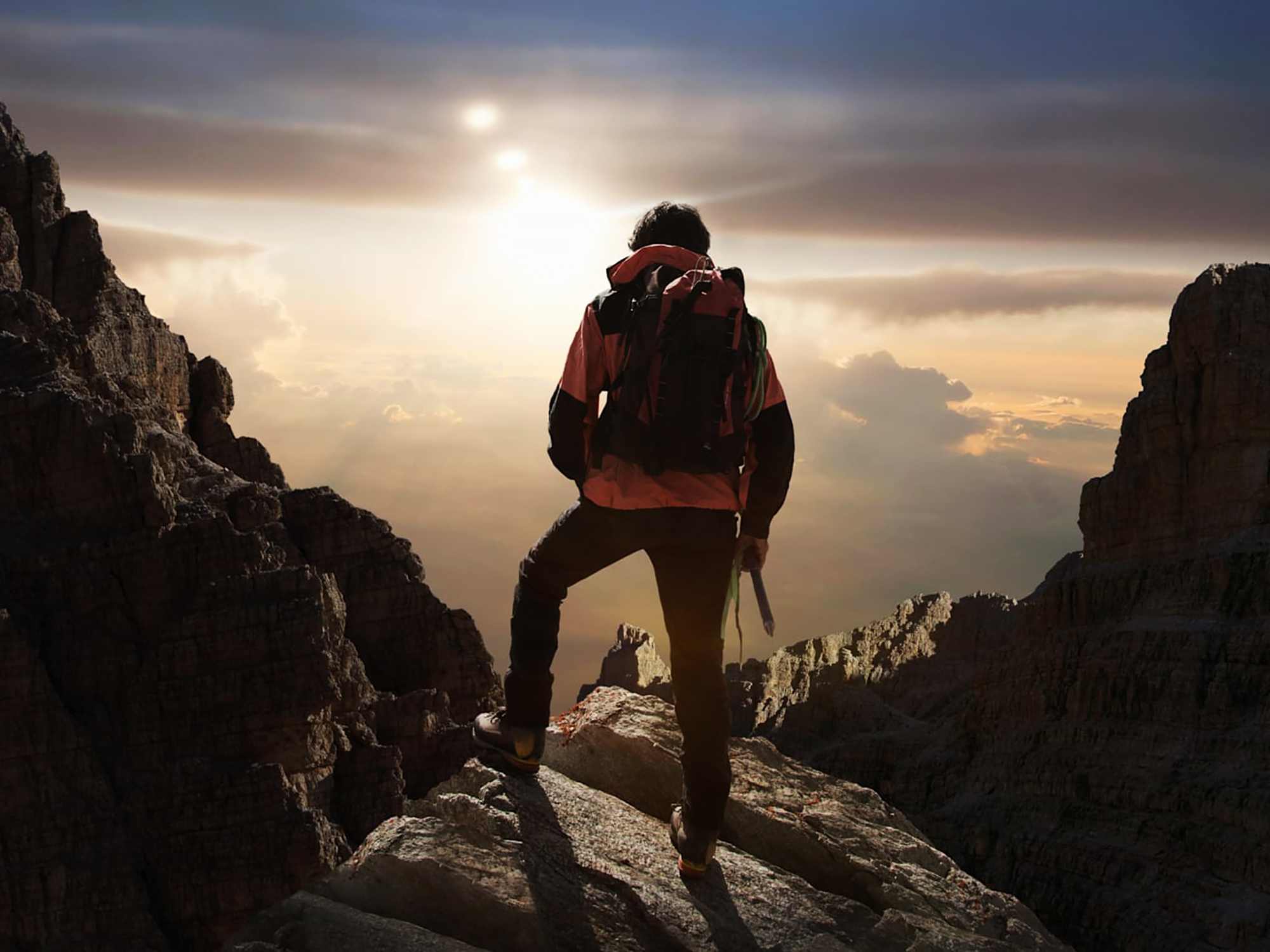 Discover Yourself Through Solo Travel Discover Yourself Through Solo Travel