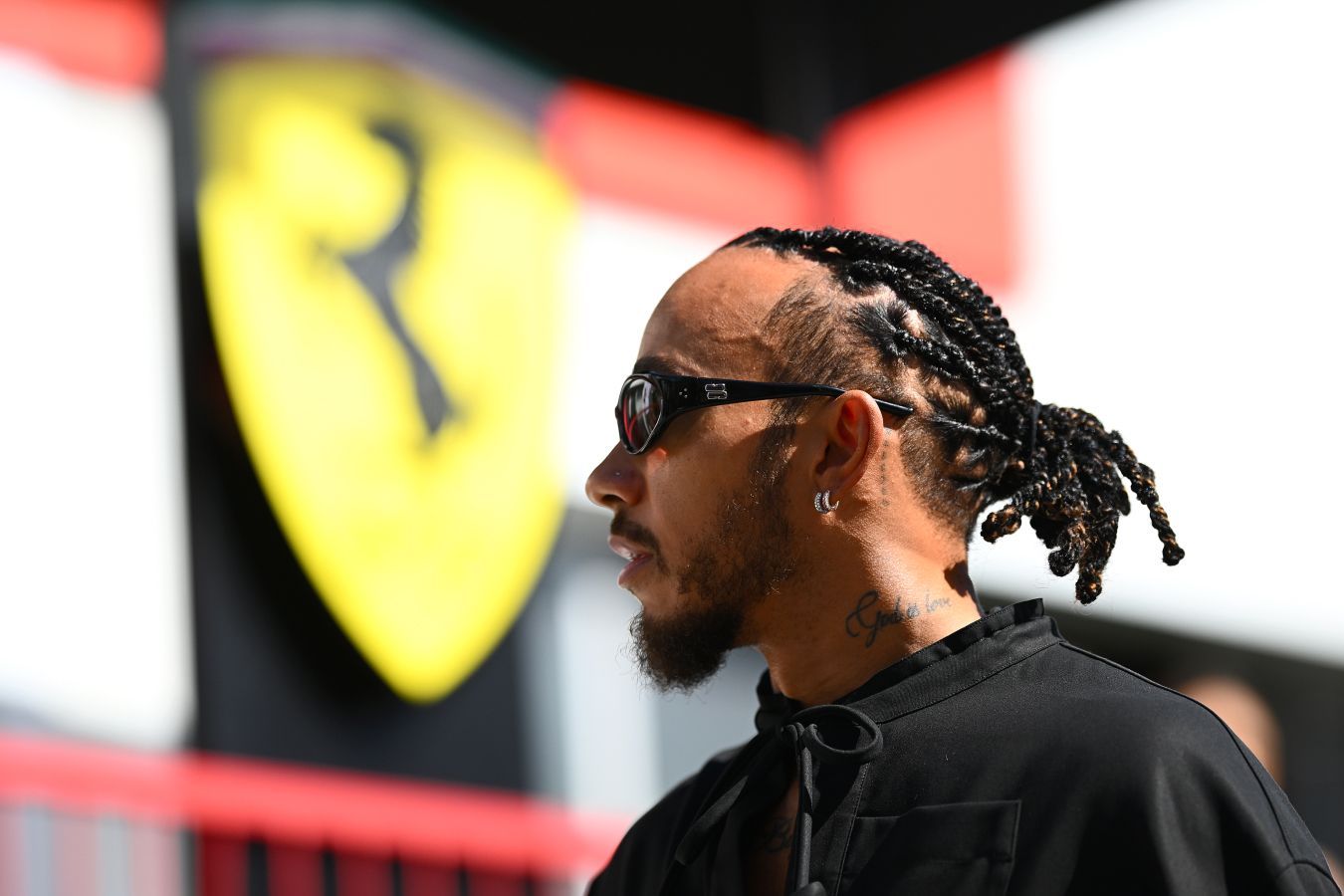 Дисквалификация Леклера И Хэмилтона: Анализ Гонки Ferrari Дисквалификация Леклера И Хэмилтона: Анализ Гонки Ferrari