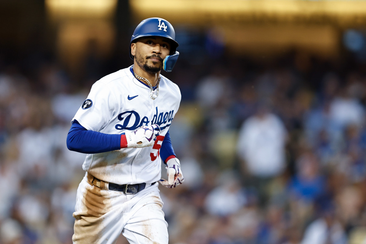 Dodgers' Betts Out: Illness Keeps Star Outfielder From Freeway Series Dodgers' Betts Out: Illness Keeps Star Outfielder From Freeway Series