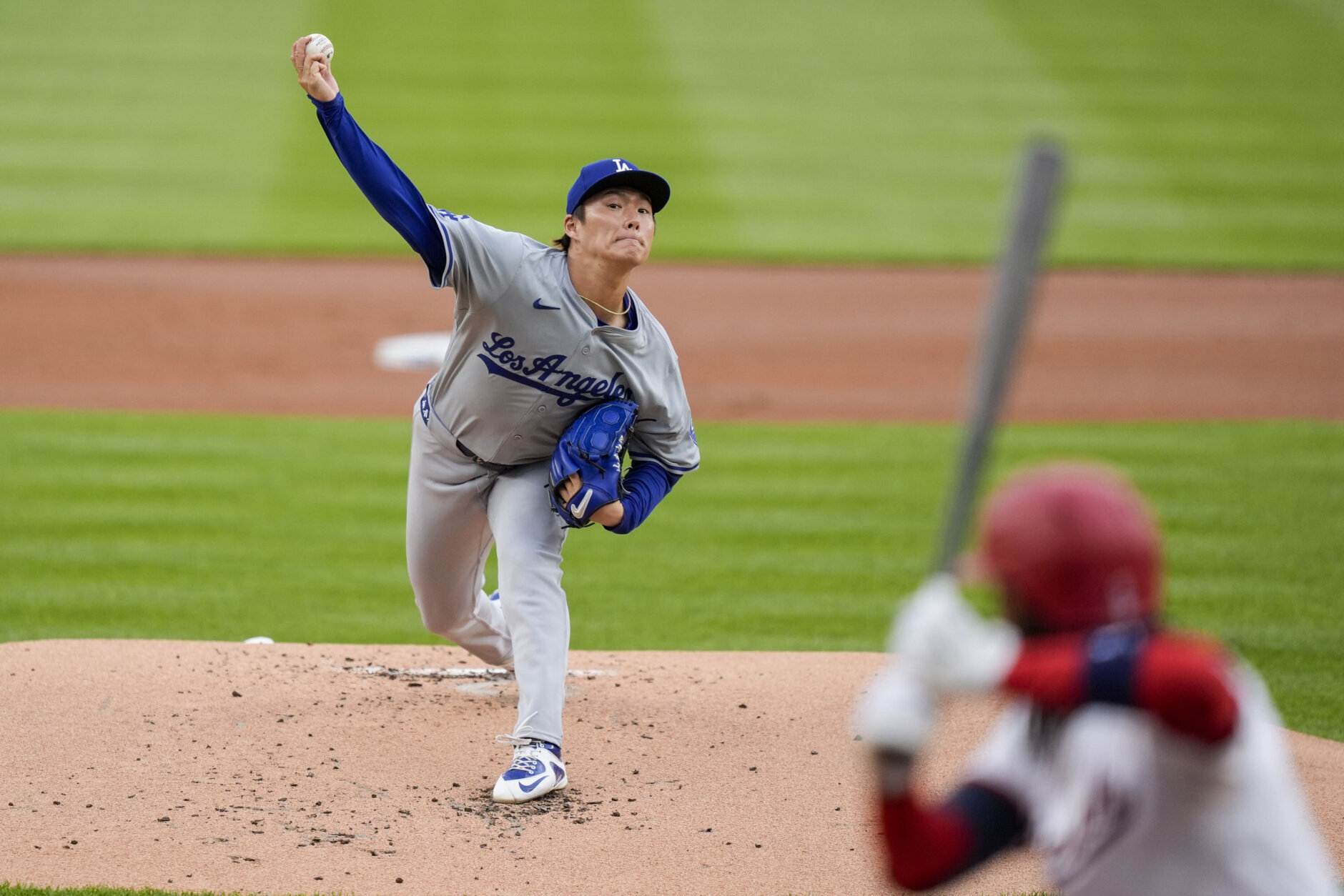 Dodgers Shutout Cubs 3-0: Yamamoto's Gem, Edman's Blast Dodgers Shutout Cubs 3-0: Yamamoto's Gem, Edman's Blast