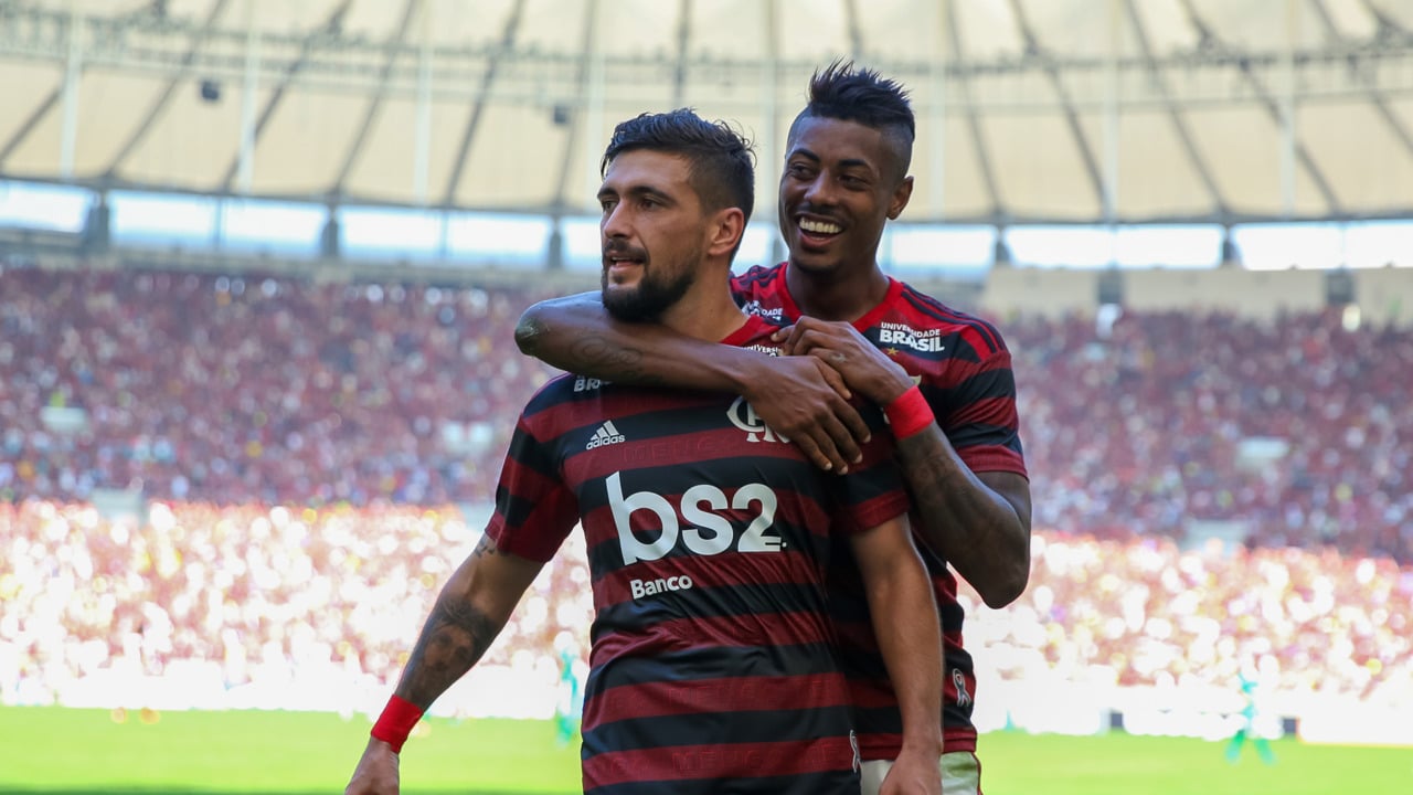 Dois Gols De Arrascaeta Garantem Triunfo Do Flamengo No Brasileirão Dois Gols De Arrascaeta Garantem Triunfo Do Flamengo No Brasileirão