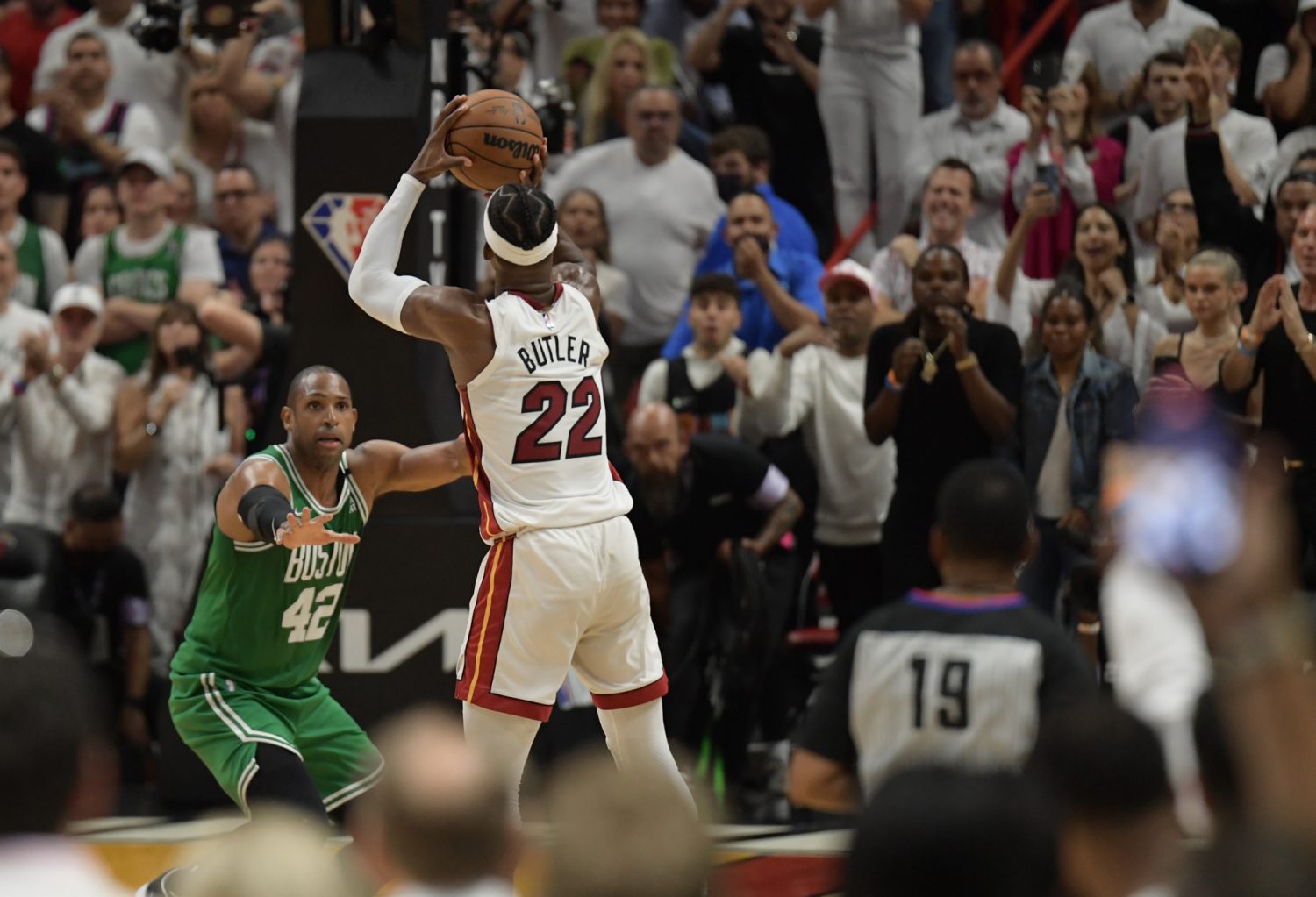 Draymond Green's Candid Remarks About Jimmy Butler Post-Game Draymond Green's Candid Remarks About Jimmy Butler Post-Game