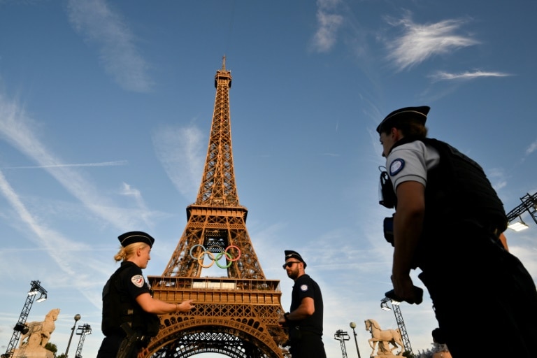 Drug Dealers And Users In France Face Phone Seizure Drug Dealers And Users In France Face Phone Seizure