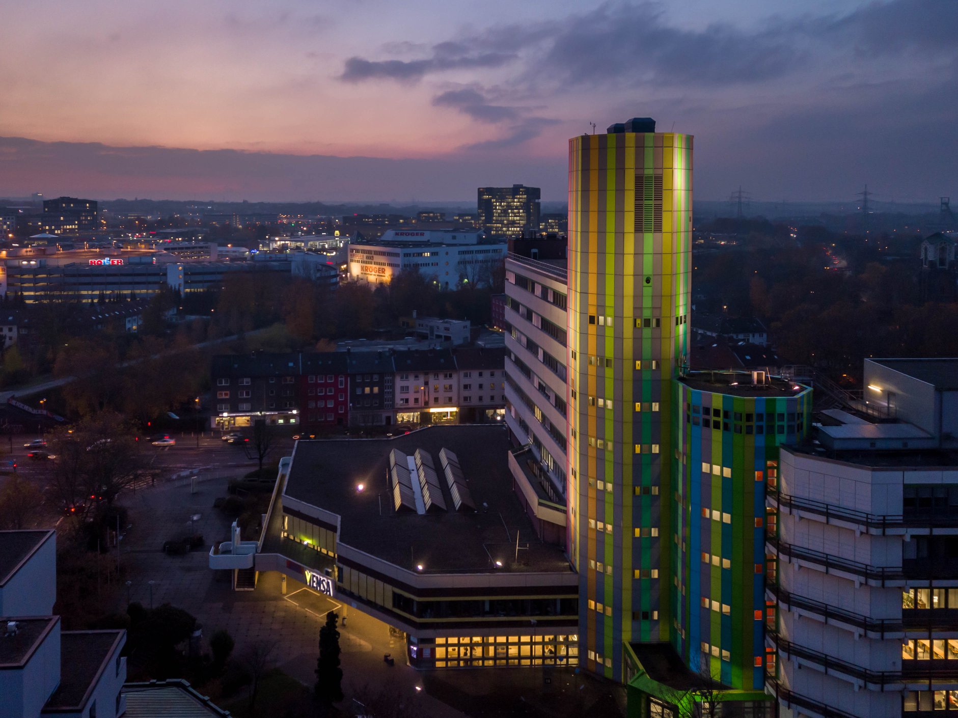 Duisburg-Essen Universität: Skandal Um Gekaufte Noten Für 900 Euro Duisburg-Essen Universität: Skandal Um Gekaufte Noten Für 900 Euro