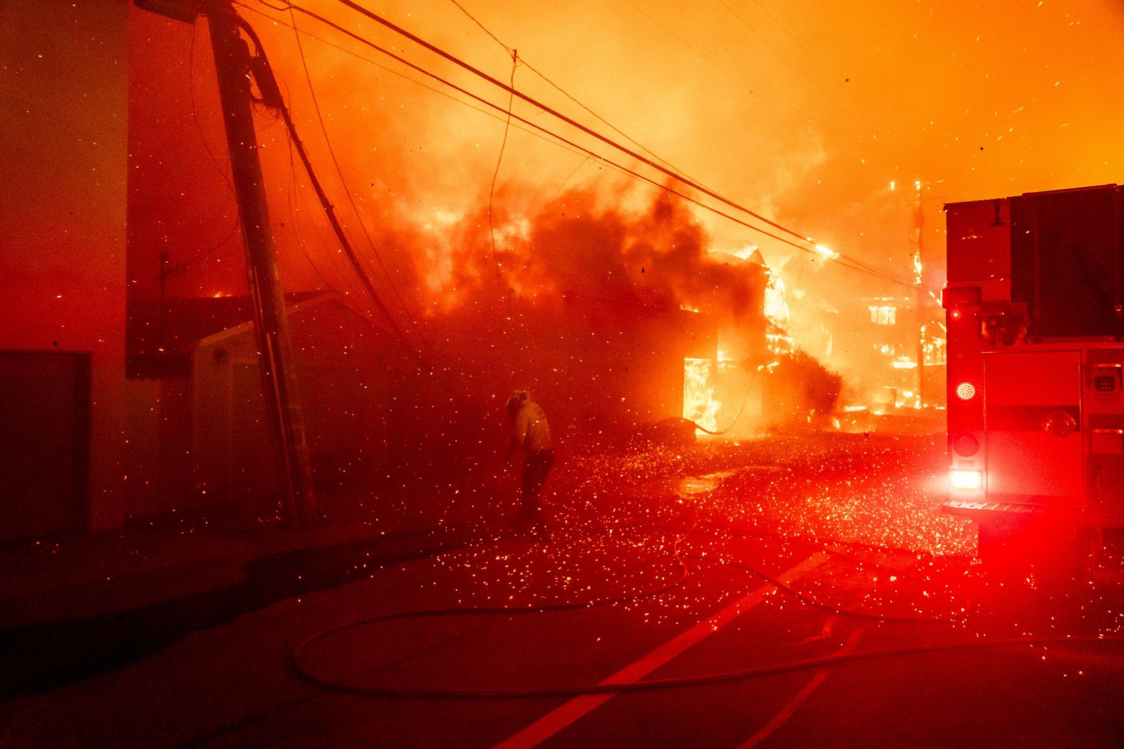 Eastern Newfoundland Wildfires: Homes Lost, Mass Evacuations Underway Eastern Newfoundland Wildfires: Homes Lost, Mass Evacuations Underway