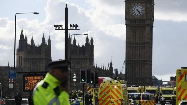 El Ex Primer Ministro Británico, Boris Johnson, Sufre Ataque De Avestruz En Texas El Ex Primer Ministro Británico, Boris Johnson, Sufre Ataque De Avestruz En Texas