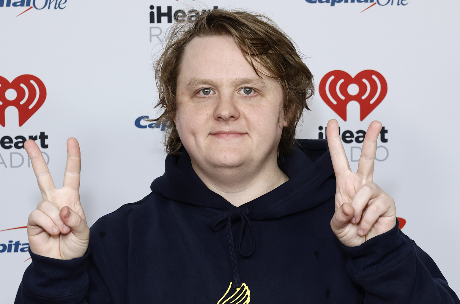 El Regreso De Lewis Capaldi A WWE SmackDown: Superación Y Música El Regreso De Lewis Capaldi A WWE SmackDown: Superación Y Música