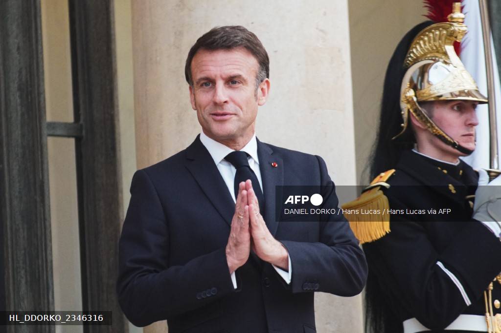 Élections Cameroun 2032: La Position De Macron Face À Un Troisième Mandat Élections Cameroun 2032: La Position De Macron Face À Un Troisième Mandat