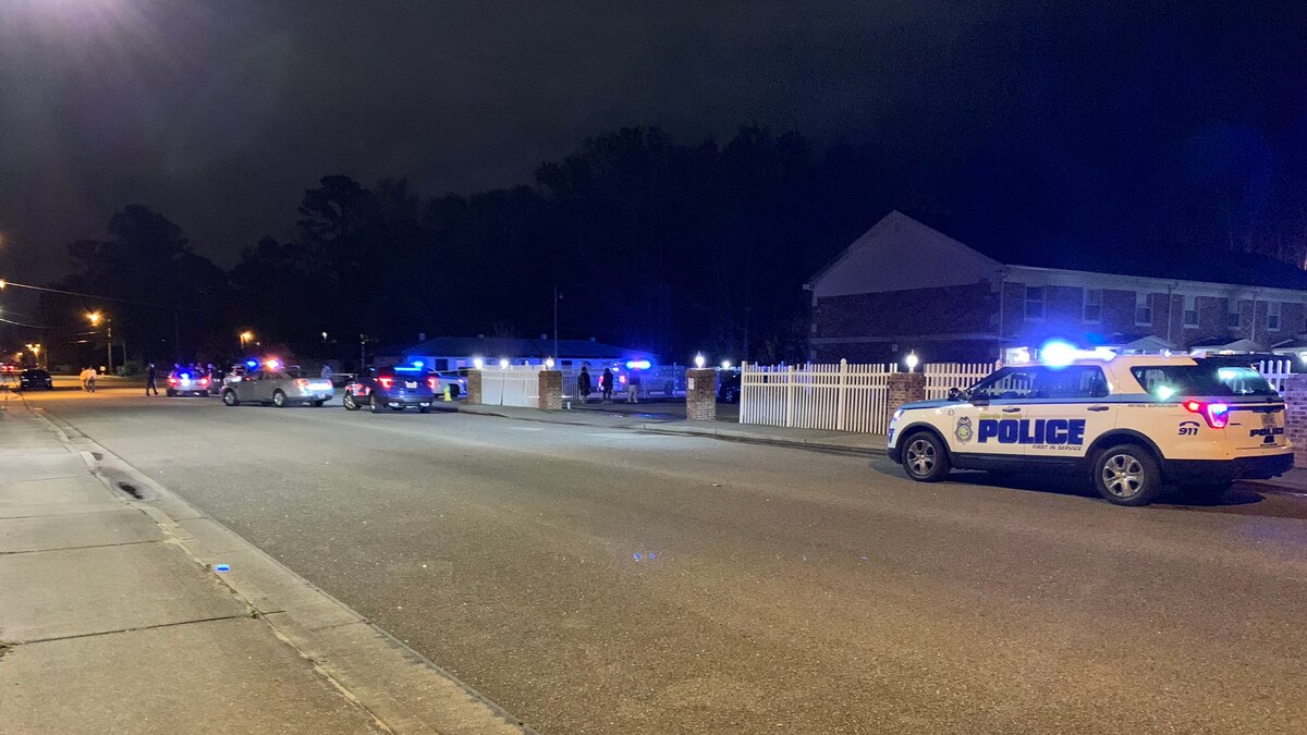 Eleven Injured, One Dead In Myrtle Beach Police Shooting; SLED Investigation Underway Eleven Injured, One Dead In Myrtle Beach Police Shooting; SLED Investigation Underway