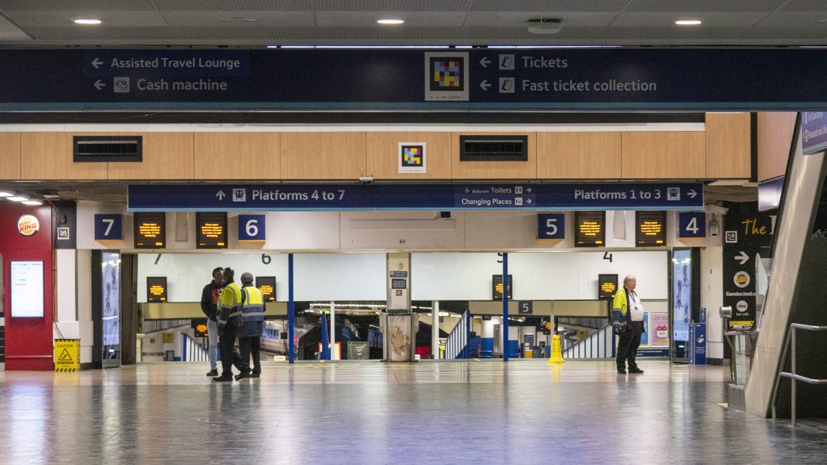 Elizabeth Line: Strike Action Dates & Affected Services (February/March) Elizabeth Line: Strike Action Dates & Affected Services (February/March)