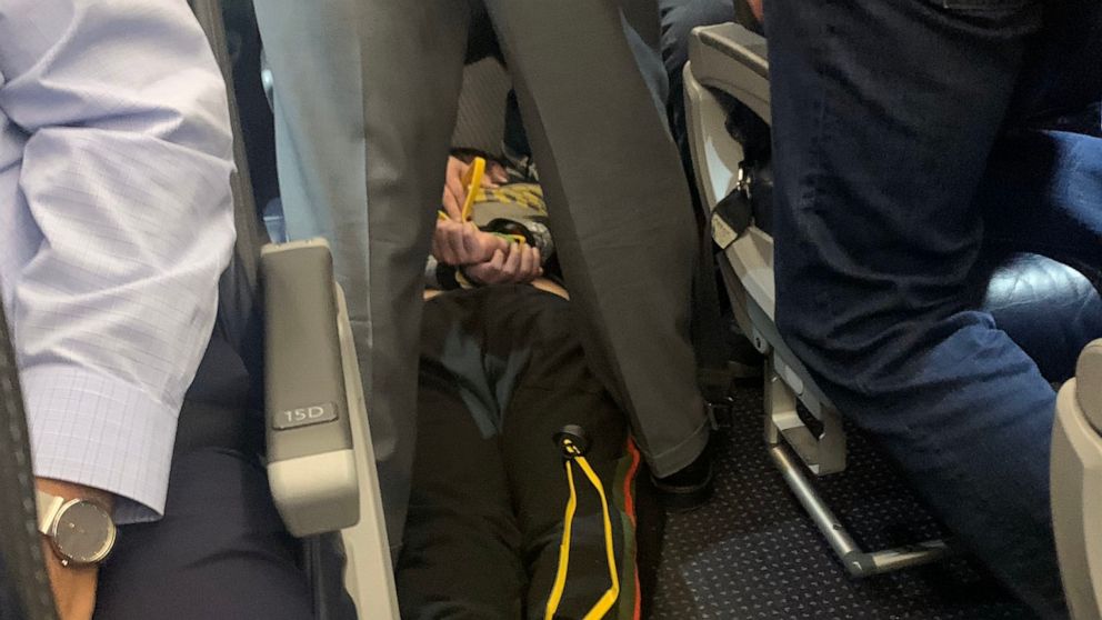 Emergency Landing In Seattle: Tokyo Flight Diverted After Door Incident Emergency Landing In Seattle: Tokyo Flight Diverted After Door Incident