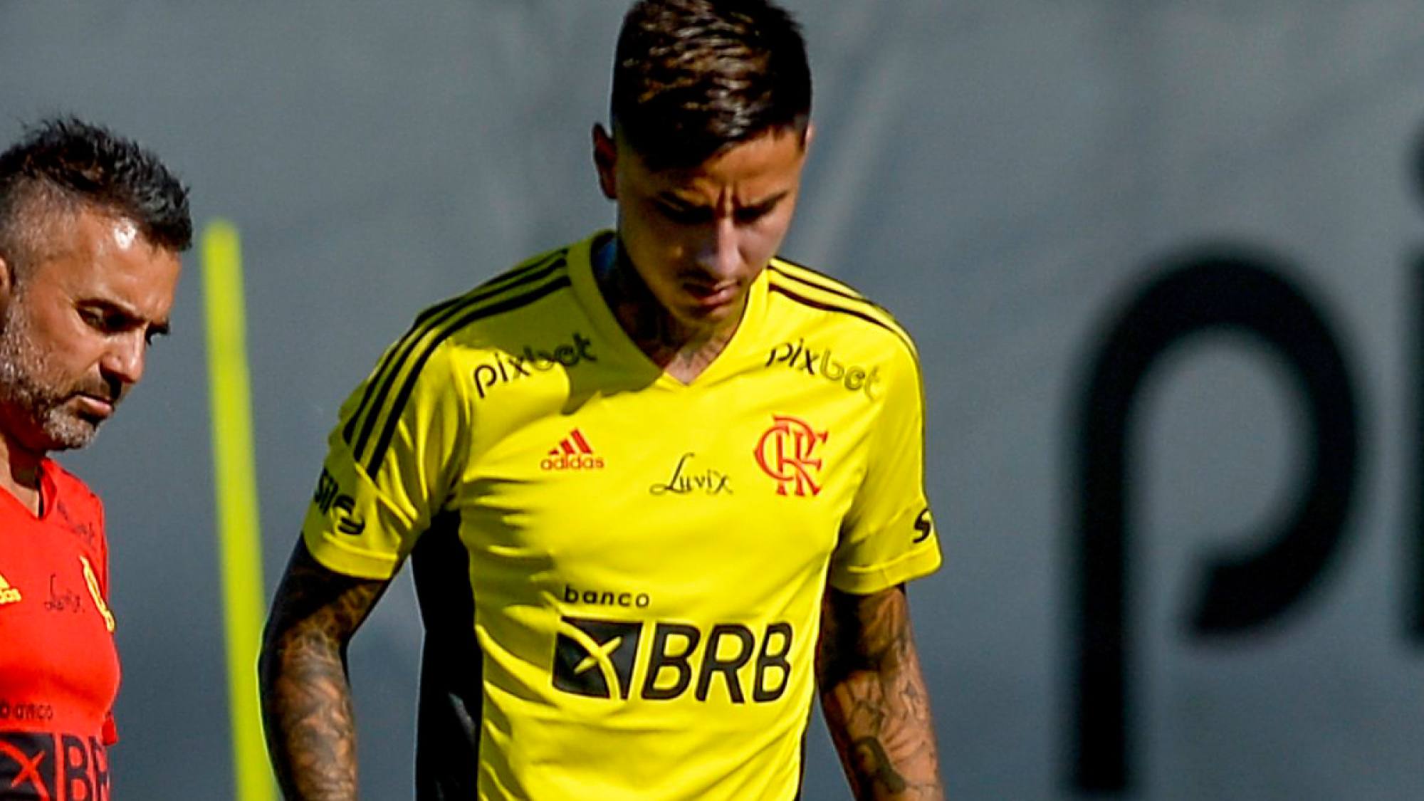 Erick Pulgar Y Su Gesto Que Llega Al Corazón De Flamengo Erick Pulgar Y Su Gesto Que Llega Al Corazón De Flamengo