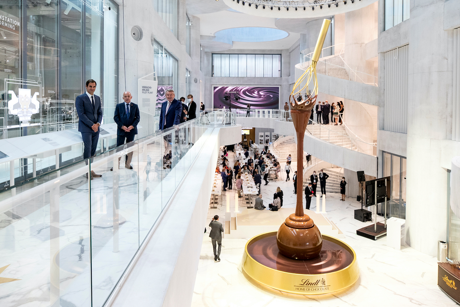 Escape To Chocolate Paradise: Lindt Opens In Central London Escape To Chocolate Paradise: Lindt Opens In Central London