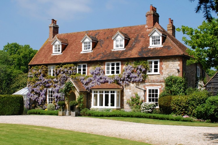 Escape To The Country: Finding Your Perfect Countryside Home Escape To The Country: Finding Your Perfect Countryside Home