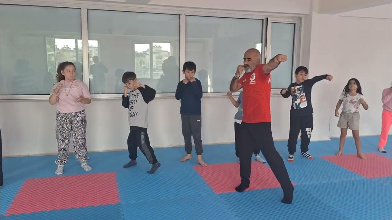 Eskişehir'de Tıp Öğrencileri: Stresin Pançesi Boks Eskişehir'de Tıp Öğrencileri: Stresin Pançesi Boks