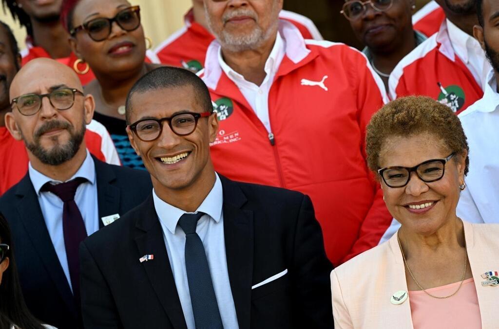 Europe Soir : Le Week-end De Karim Bouamrane Et Régis Le Sommier Europe Soir : Le Week-end De Karim Bouamrane Et Régis Le Sommier