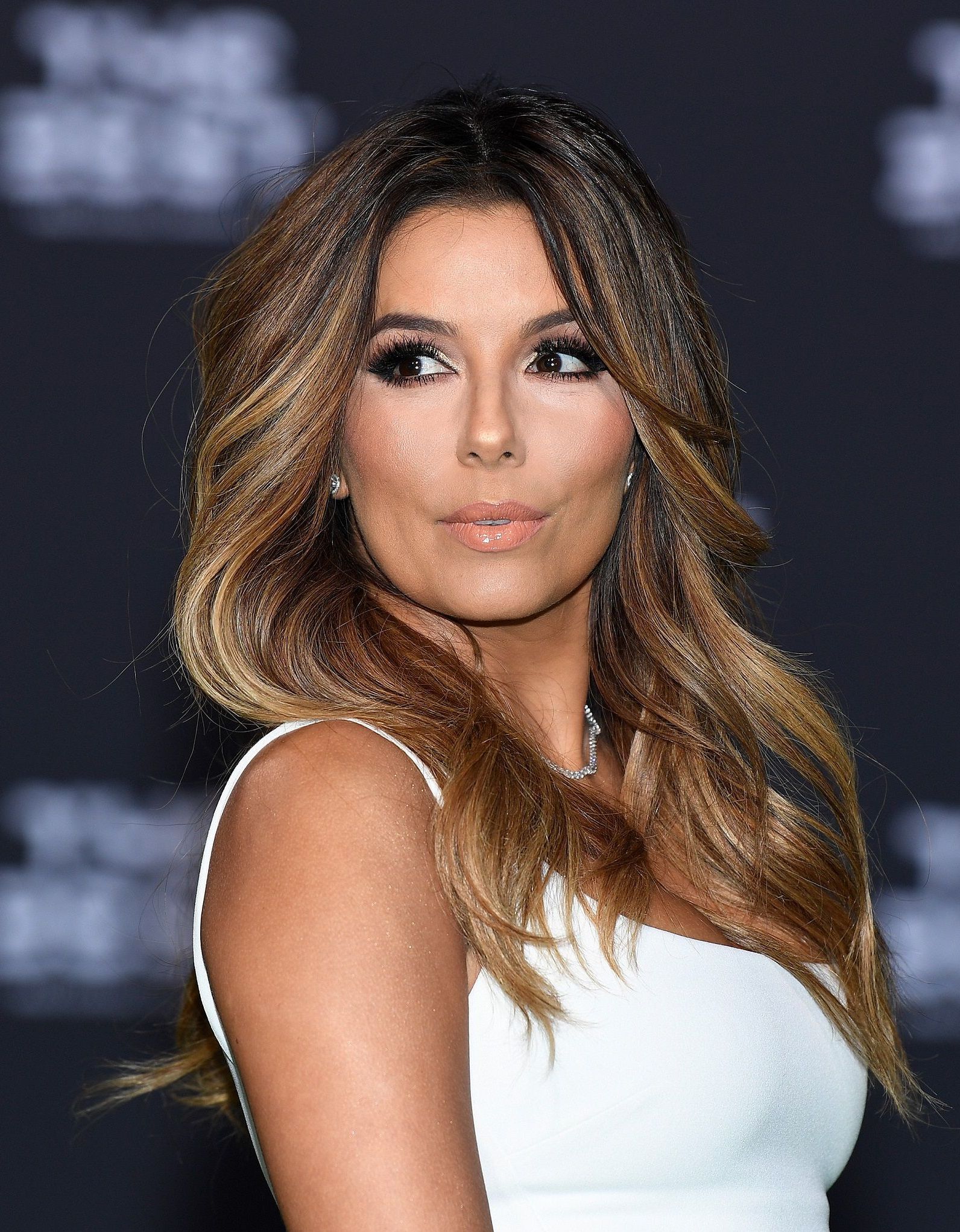 Eva Longoria 50 Évesen: Bikinifotók És Fitnesz Titkok Eva Longoria 50 Évesen: Bikinifotók És Fitnesz Titkok