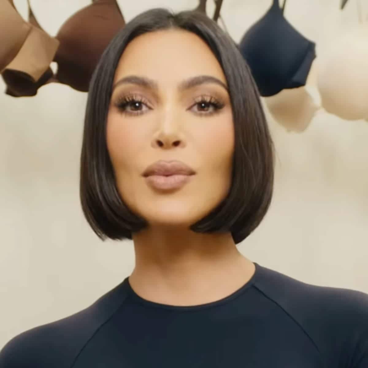 Eva Longoria Debuts A Drastic New Look:  Sun-Kissed Highlights And A Head-Turning Change