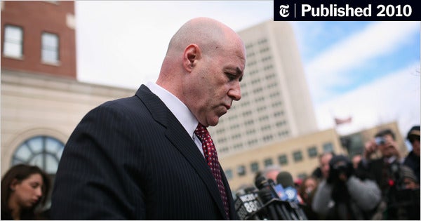 Ex-NYPD Commissioner Kerik Hospitalized: Full Recovery Expected Ex-NYPD Commissioner Kerik Hospitalized: Full Recovery Expected