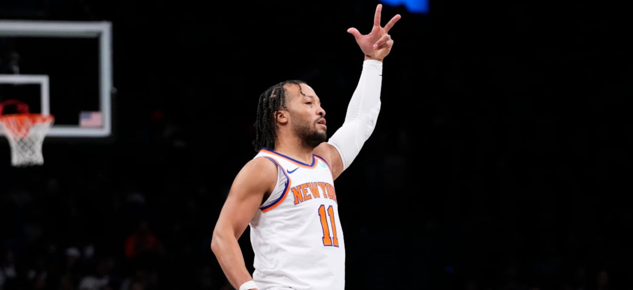 Exclusive: Petition Calls For Jalen Brunson To Replace Lady Liberty Exclusive: Petition Calls For Jalen Brunson To Replace Lady Liberty