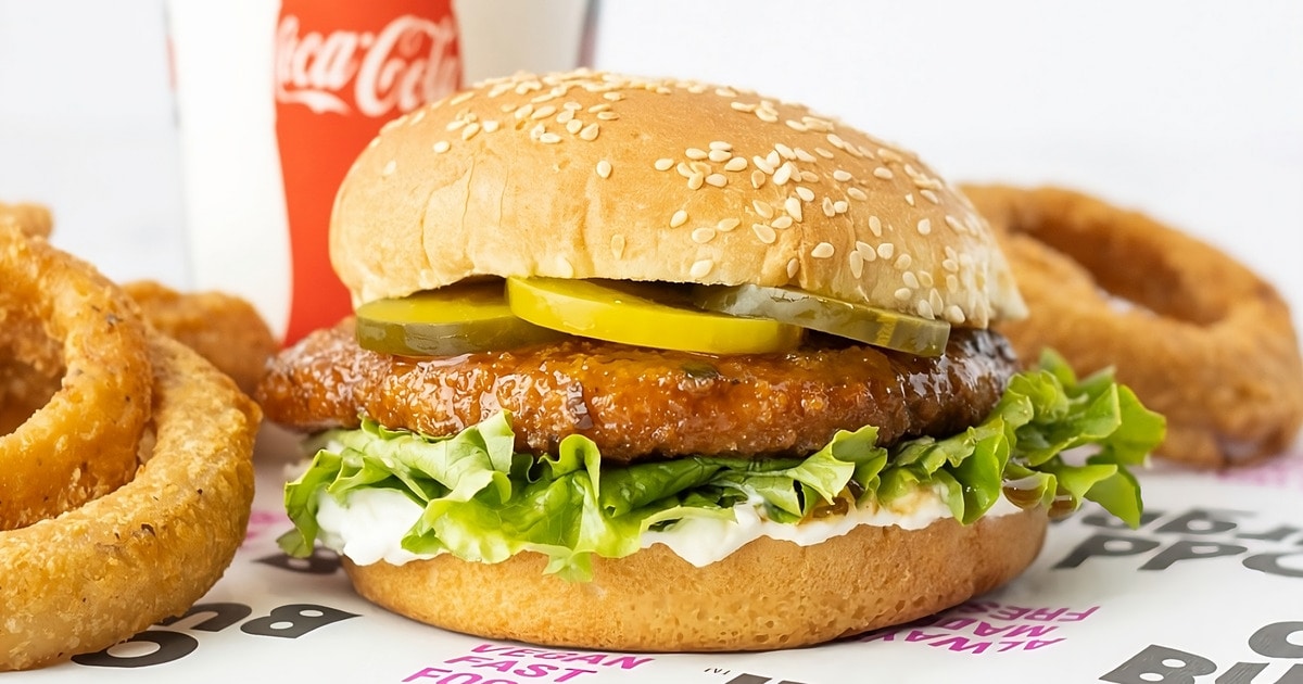 Expanding Horizons: Odd Burger's Vegan Menu Now Available At 7-Eleven Expanding Horizons: Odd Burger's Vegan Menu Now Available At 7-Eleven