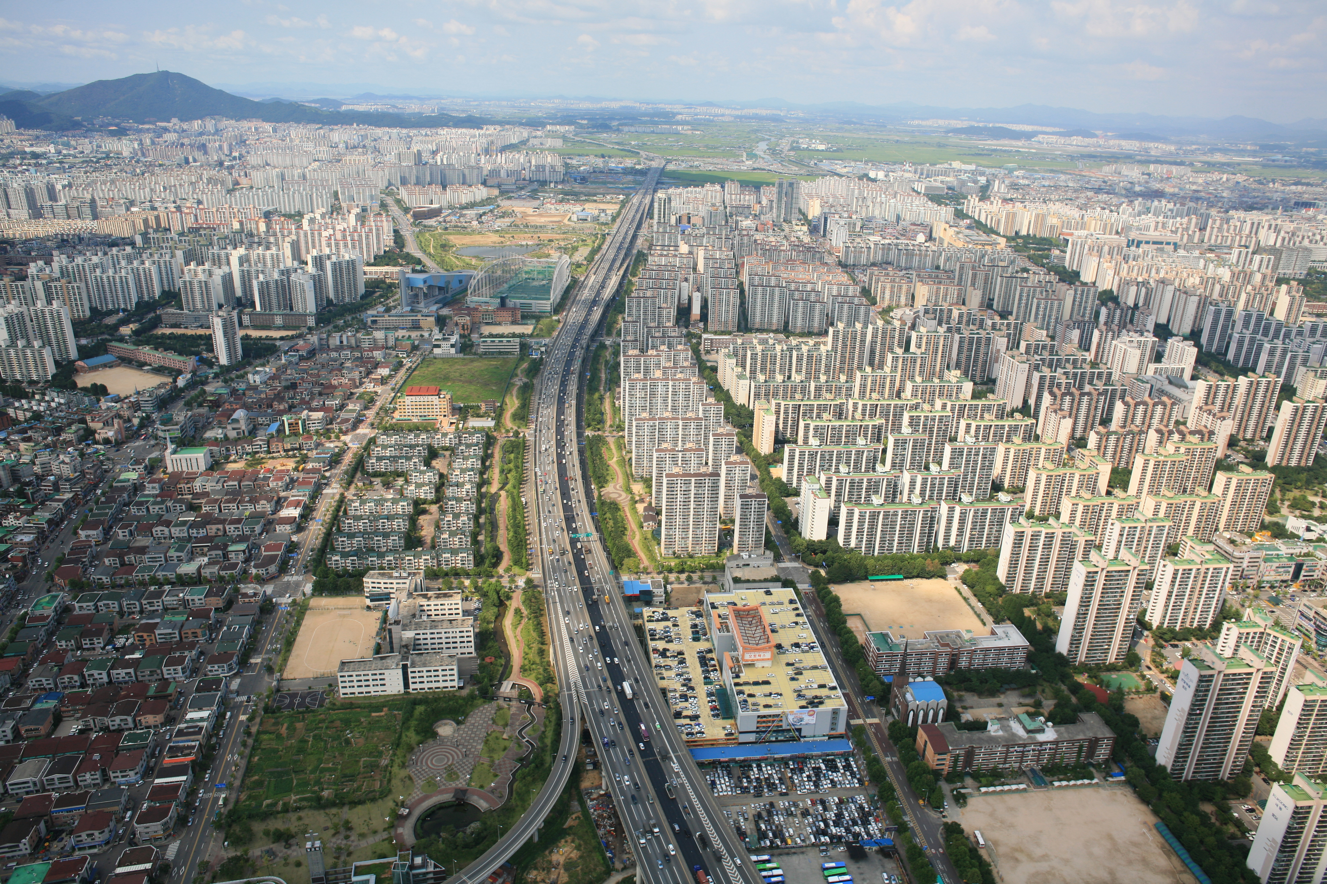 Exploring Traditional And Modern Housing In South Korea: A New Exhibition Exploring Traditional And Modern Housing In South Korea: A New Exhibition