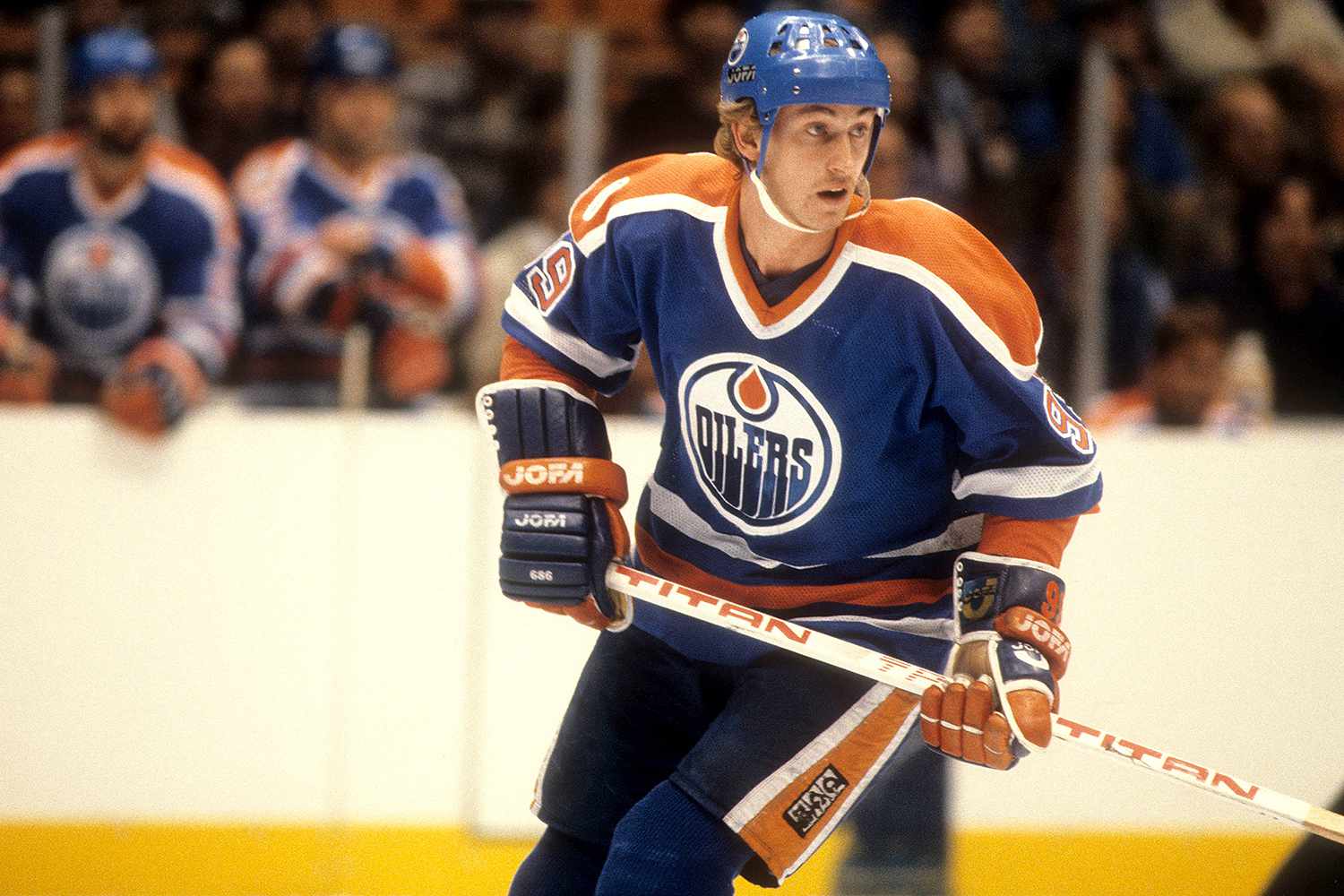 Exploring Wayne Gretzky's Career: Fast Facts And Figures Exploring Wayne Gretzky's Career: Fast Facts And Figures
