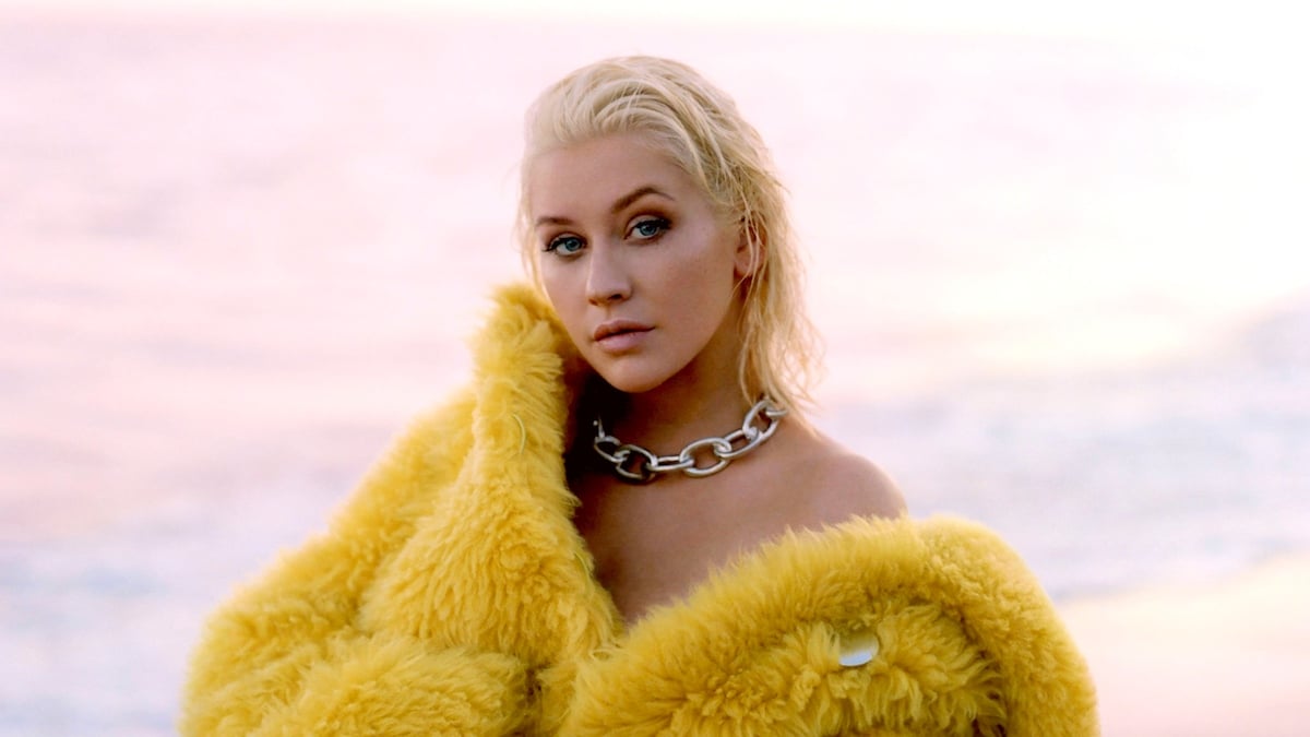 Fans Speculate On Christina Aguilera's Dramatic Transformation Fans Speculate On Christina Aguilera's Dramatic Transformation
