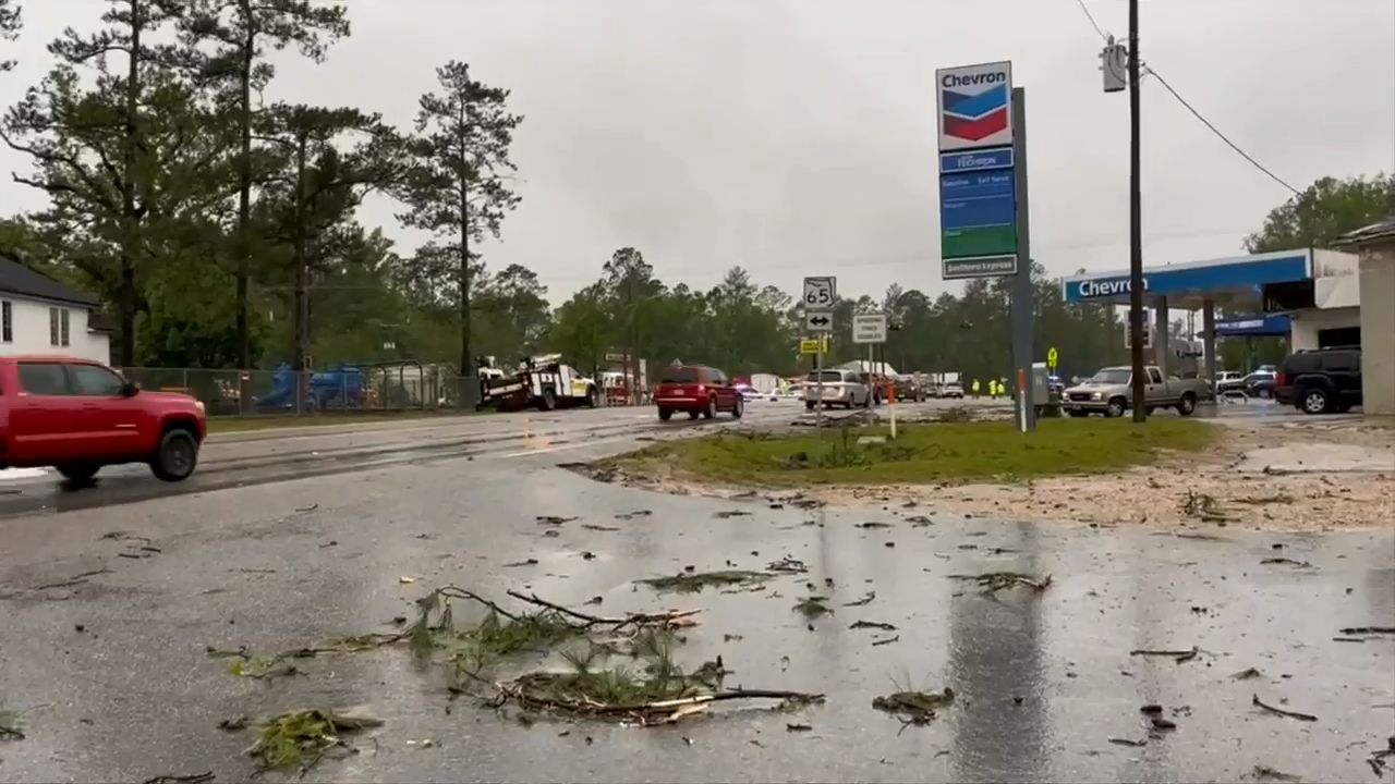 Fast-Moving Storms: Understanding The Impact Of Damaging Winds Fast-Moving Storms: Understanding The Impact Of Damaging Winds