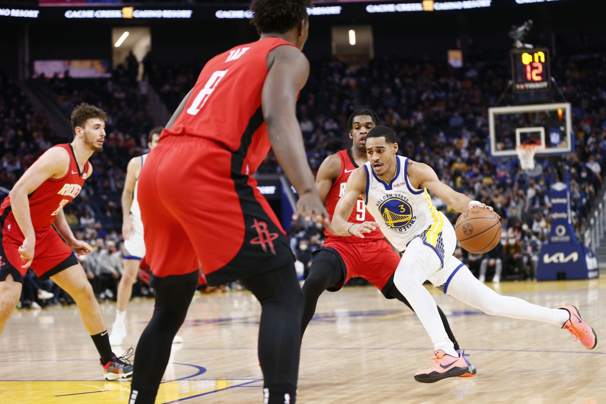 Fast-Paced Warriors Seek Advantage Over Defensive Rockets Fast-Paced Warriors Seek Advantage Over Defensive Rockets