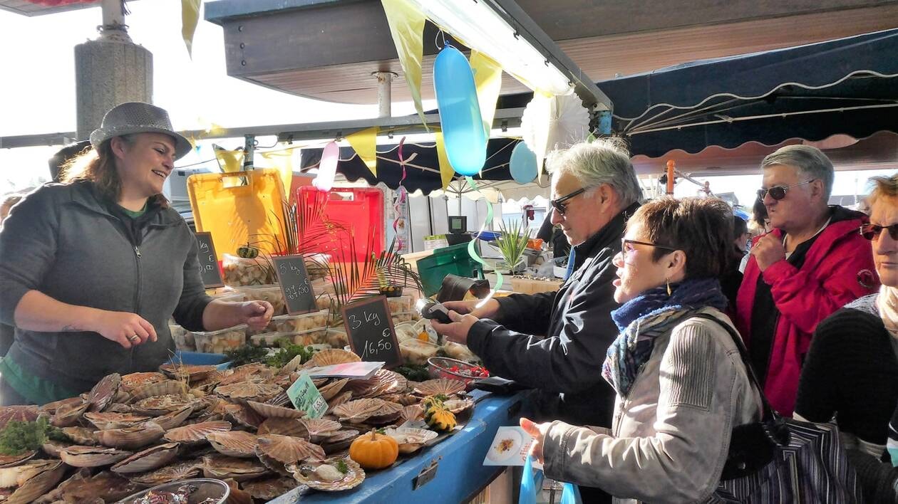Fête À Ouistreham : Le Carnaval Ouvre La Saison Estivale Fête À Ouistreham : Le Carnaval Ouvre La Saison Estivale
