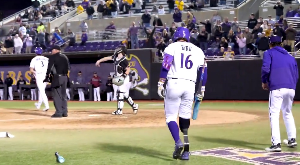 First Amputee To Drive In A Run In College Baseball: Parker Byrd's Achievement First Amputee To Drive In A Run In College Baseball: Parker Byrd's Achievement