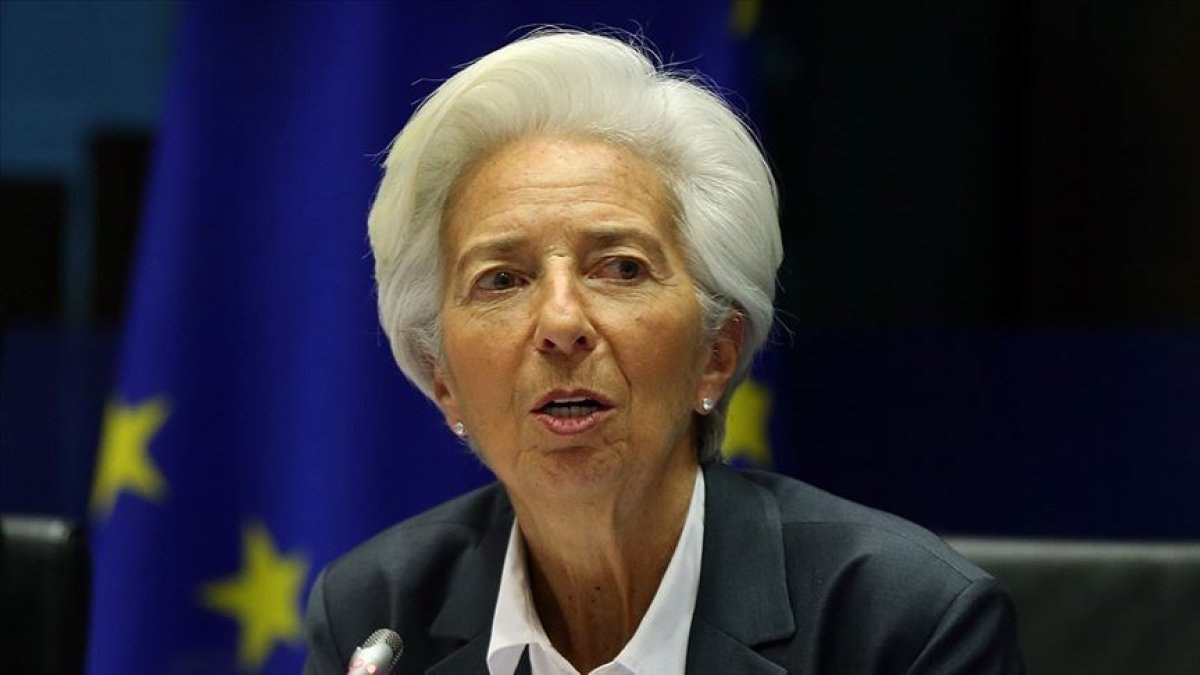 Fiyat İstikrarı Hedefi: ECB Başkanı Lagarde'ın Yaklaşımı Fiyat İstikrarı Hedefi: ECB Başkanı Lagarde'ın Yaklaşımı