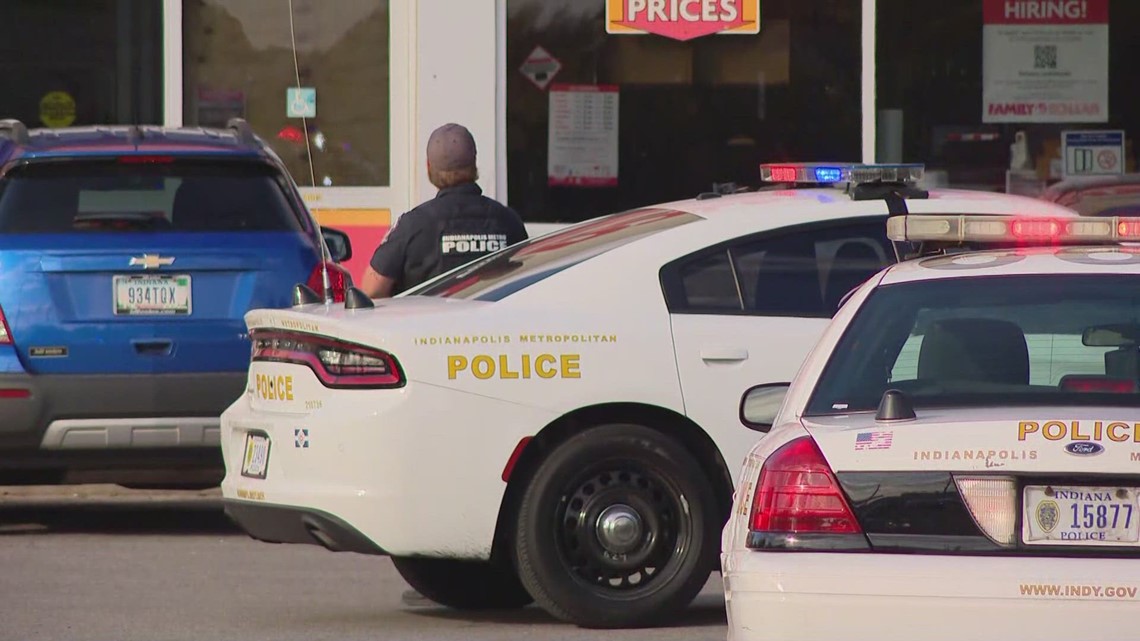 Foot Locker Parking Lot Shooting Leaves 2 Dead, 4 Injured In Eastpointe Foot Locker Parking Lot Shooting Leaves 2 Dead, 4 Injured In Eastpointe