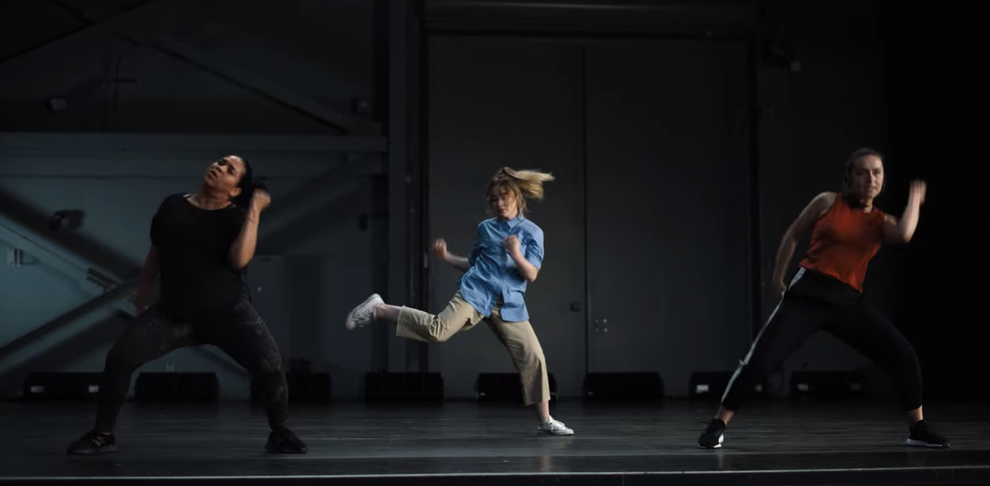 Fortnite Players Can Now Dance Like Sabrina Carpenter Fortnite Players Can Now Dance Like Sabrina Carpenter