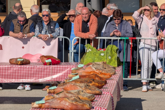 Frais D'Organisation Foire Au Jambon 2025: Une Situation Financière Préoccupante Pour Bayonne Frais D'Organisation Foire Au Jambon 2025: Une Situation Financière Préoccupante Pour Bayonne