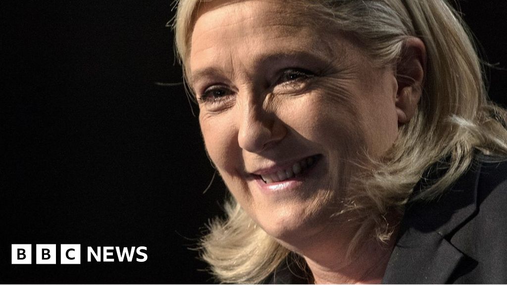 France Election: Le Pen Condemns Ban, Claims Political Persecution France Election: Le Pen Condemns Ban, Claims Political Persecution