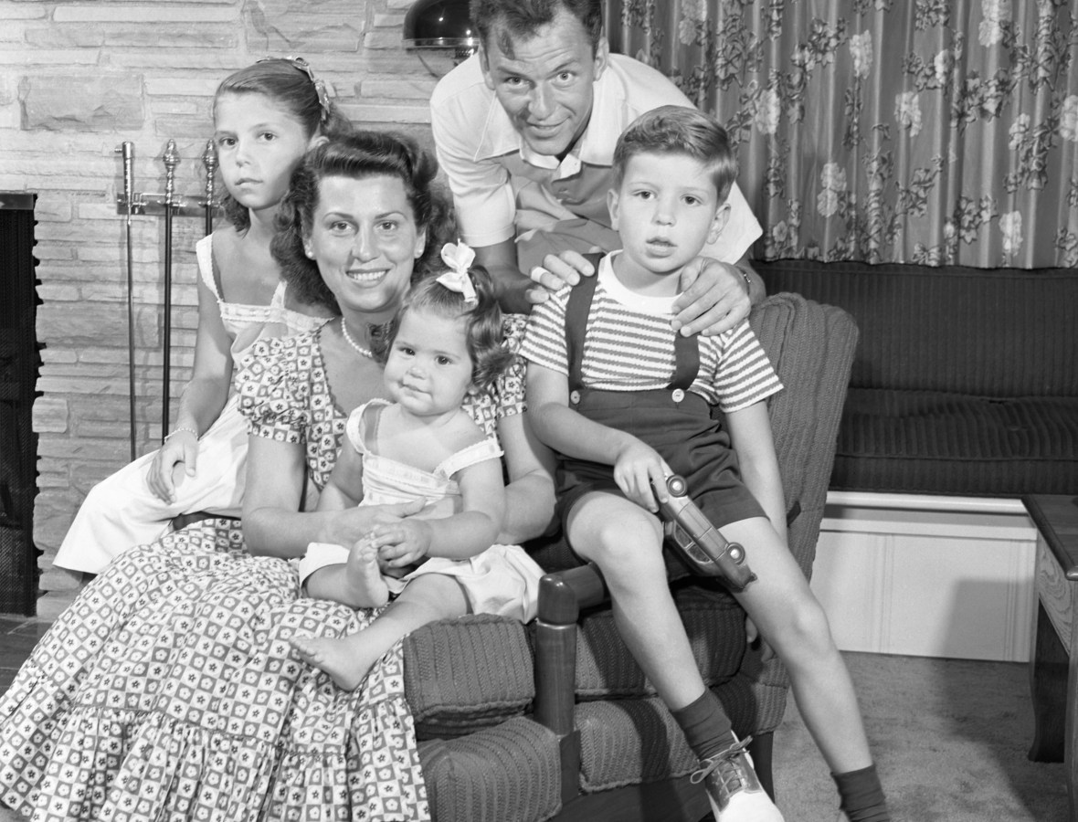 Frank Sinatra's Marital History: Wives, Relationships, And Lasting Legacies Frank Sinatra's Marital History: Wives, Relationships, And Lasting Legacies