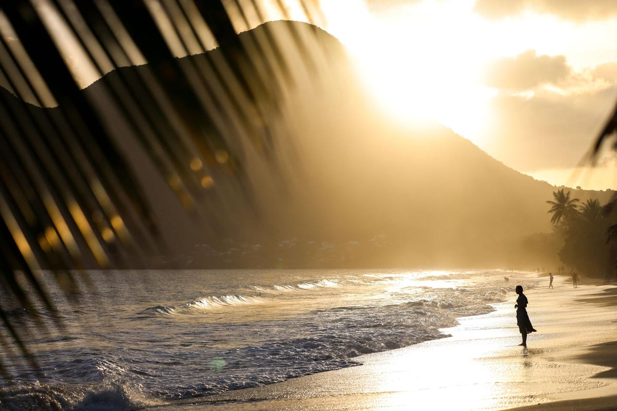 Fun In The Air: Flights And Travel Deals Fun In The Air: Flights And Travel Deals