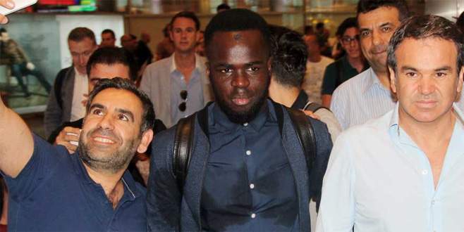 Futbol Dünyasını Sarsan Soruşturma: O Kulüp'ün Dört Yıldızı Tehlikede Futbol Dünyasını Sarsan Soruşturma: O Kulüp'ün Dört Yıldızı Tehlikede