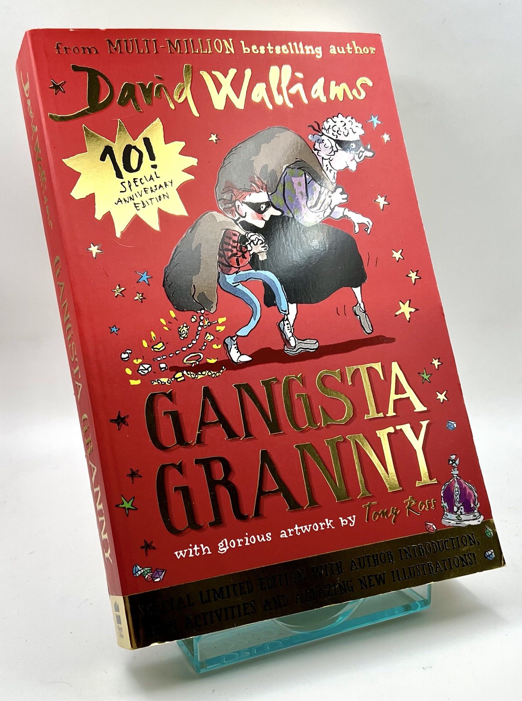 Gangsta Granny: David Walliams's Hilarious Tale Of Adventure Gangsta Granny: David Walliams's Hilarious Tale Of Adventure