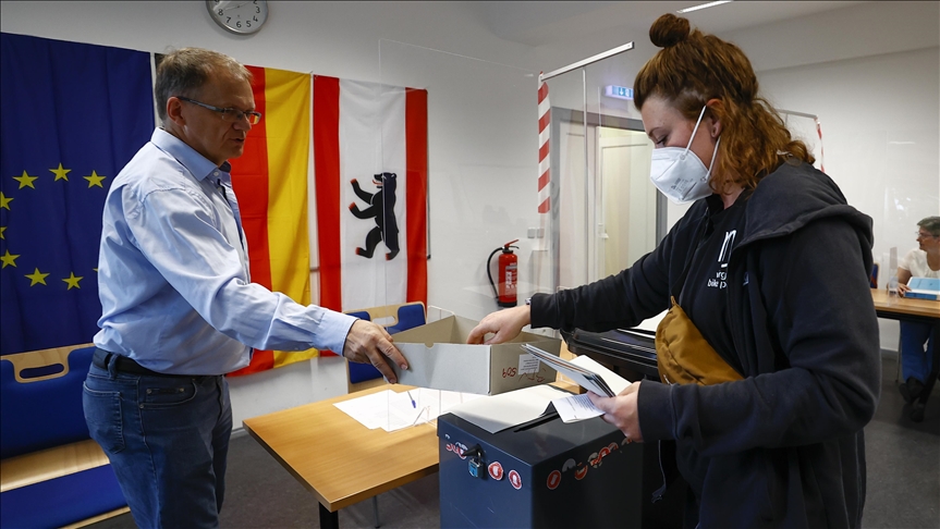 Germany's Social Democrats Choose New Parliamentary Leader Germany's Social Democrats Choose New Parliamentary Leader