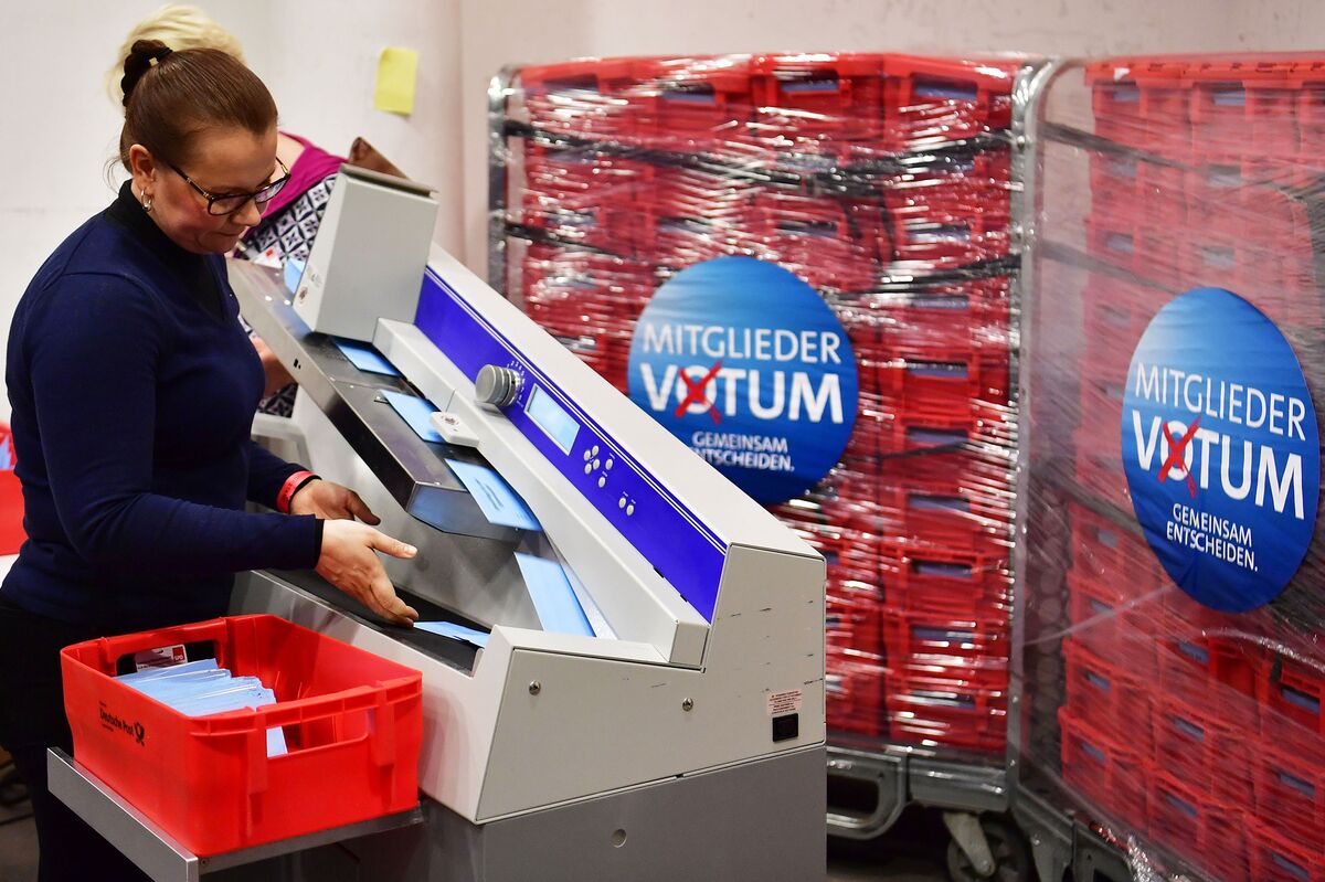 Germany's SPD Fights For Coalition Deal Before Internal Vote Germany's SPD Fights For Coalition Deal Before Internal Vote